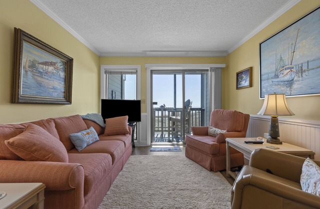 OCEAN FRONT COMPLEX WITH GREAT OCEAN VIEW