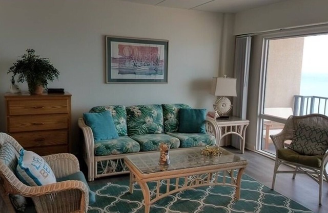 OCEAN FRONT CONDO. ENJOY YOUR MORNING COFFEE SITTING ON YOUR PRIVATE BALCONY WATCHING THE SUNRISE.