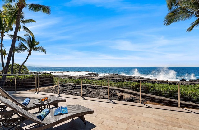 🏖️Ocean Front | Private Pool & Lanai | Island Comfort!