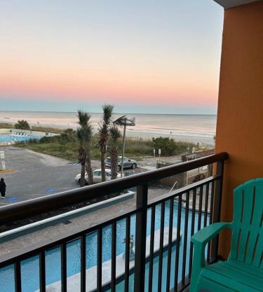 Ocean View 2 Queen Studio at Landmark Resort