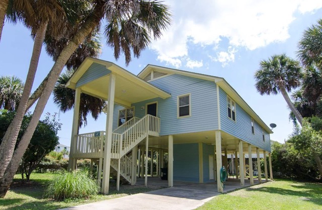 OCEAN VIEWS and Best Beach Access @ Pelican Alley on Edisto Beach.