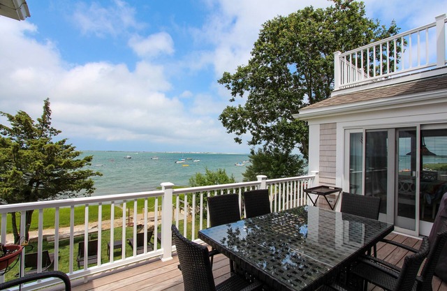 Oceanfront 5BR/5BA Home directly on it's own private beach-Weekly bookings only