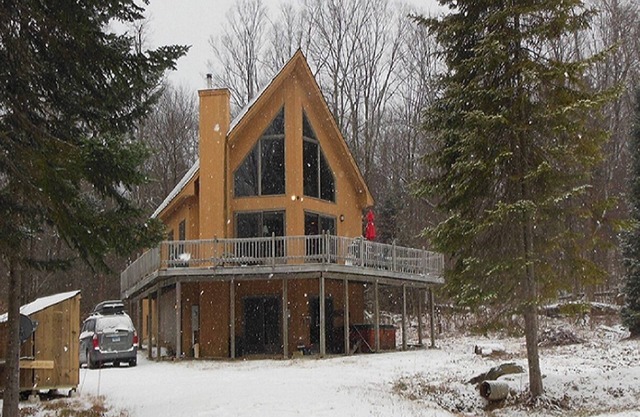 Okemo Mountain Chalet W/Hot Tub and Game Room