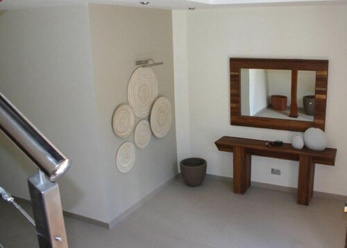 Olana Beachfront Apartments