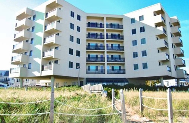 Old Orchard Beach, Oceanfront Condo