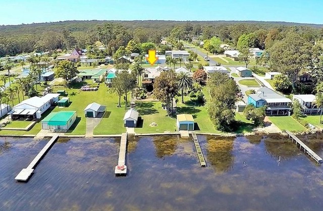 On Golden Ponds at Erowal Bay - 4pm Check Out Sundays