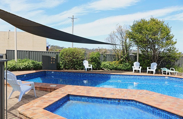 On the Lake at Penguin Mews - Free WIFI ( unit 7 ) - 3+ nights