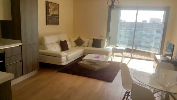 One bedroom appartement with sea view, enclosed garden and wifi at Casablanca