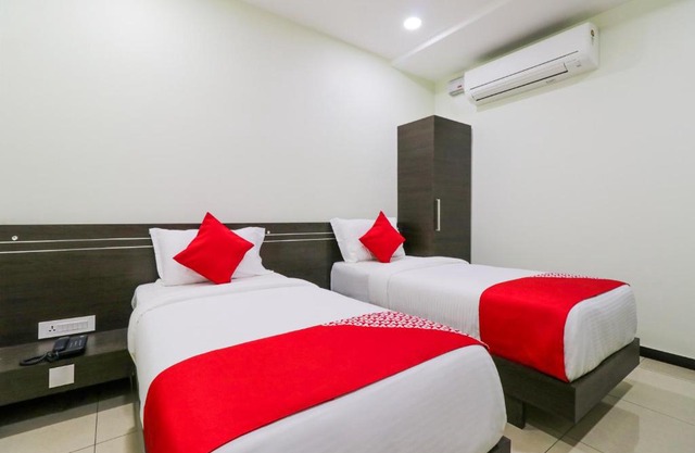 OYO 30260 Jupudy Residency