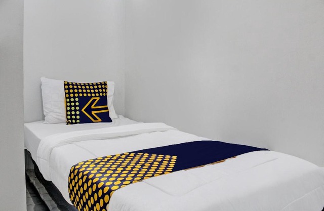 OYO Life 92509 Maulana Guest House Simpur