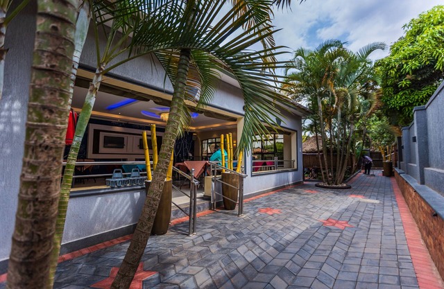 Palm Gardens and Guest House