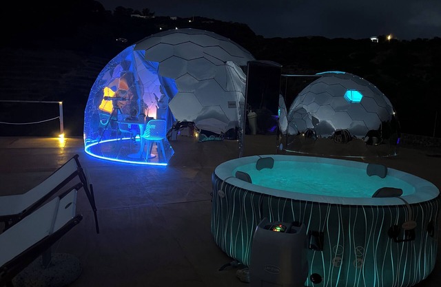 Palmaria Sky Bubbles Room - Sleep Under the Stars in a Dream Bubble Room