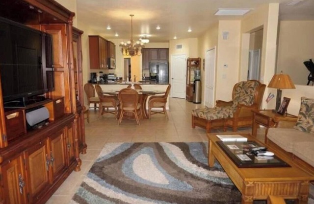 Paradise, full refund*, heated pool, sleeps 6