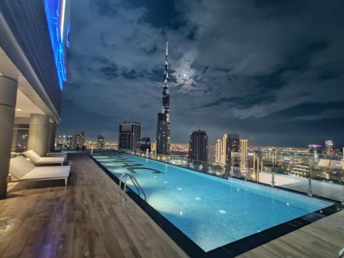 Paramount Hotel Midtown 2BR with Burj Khalifa Views