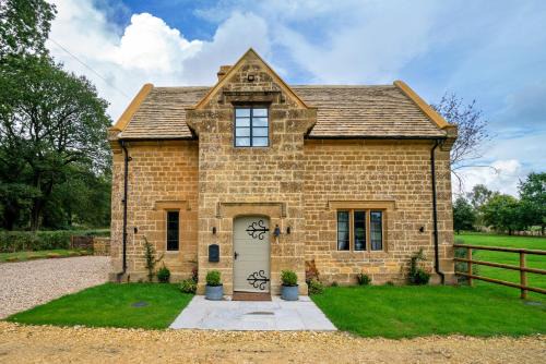 Pass the Keys Fourshires Lodge Wonderful panoramic views