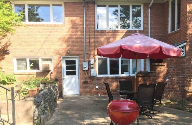 Patio apartment close to town