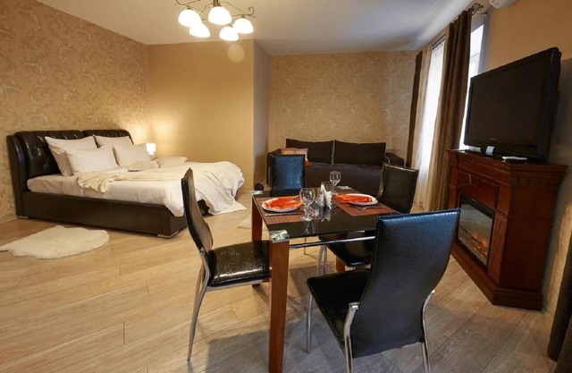 PaulMarie Apartments on Prs. Lenina, 51