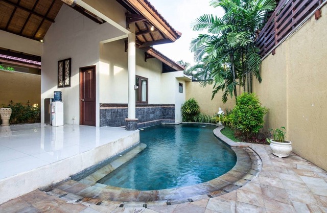 PB - 5BR - V1+V2 · ❤️5-BR Private Pool Villa Walk to Seminyak Beach