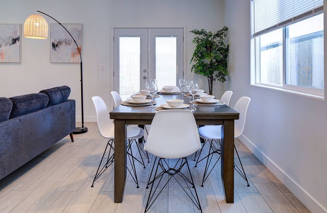 Peaceful and Luxury San Diego House! Very central to all places!
