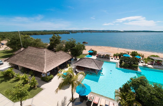 Peninsula Bay Resort