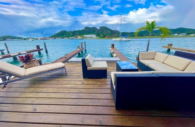 Perfect Views and Retreat, 233B