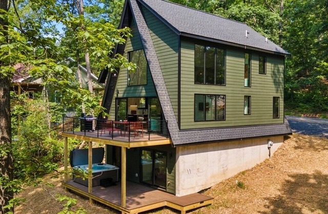 Pet-friendly New Build Luxe Cabin in Basye