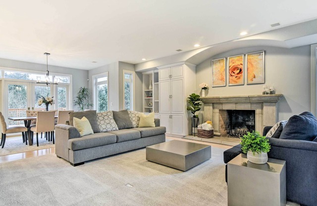 Pet-Friendly Portland Home ~ 7 Mi to Downtown