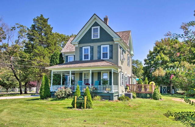 Pet-Friendly Williamstown Farmhouse by Main St!