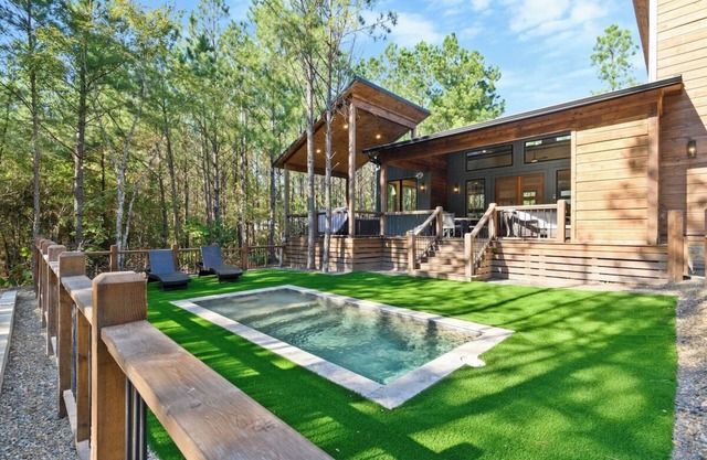 Pets | Heated Pool | Fire Pit | Hot Tub