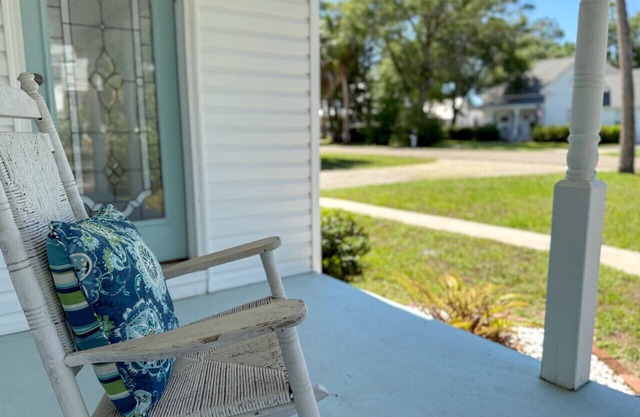 Petunia's Bayside Bungalow