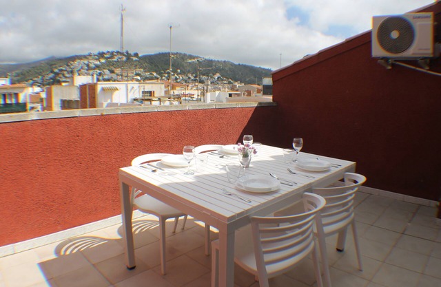 Pi Sunyer 4 4B - Studio Apartment, Sleeps 2