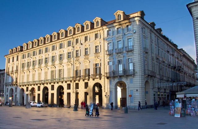 Piazza Castello Suite