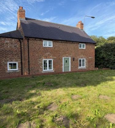 Picturesque Riverside luxury cottage in Yarm