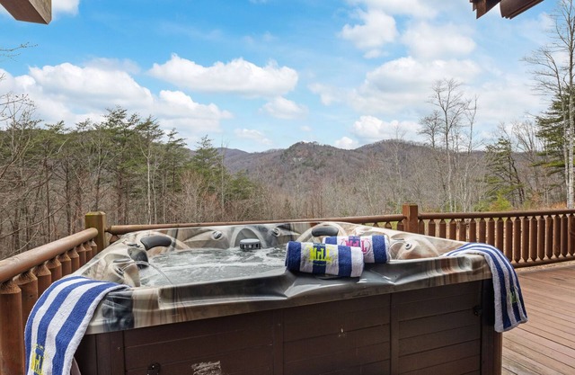 Pinch Me - Mr Lake Lure Vacation Rentals
