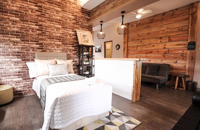 Pine Breeze Cottages