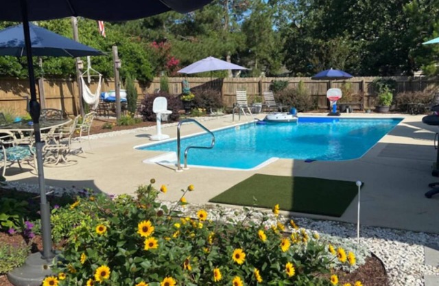 Pinehurst Paradise Pool Home only five minutes to the Pinehurst Hotel & Courses