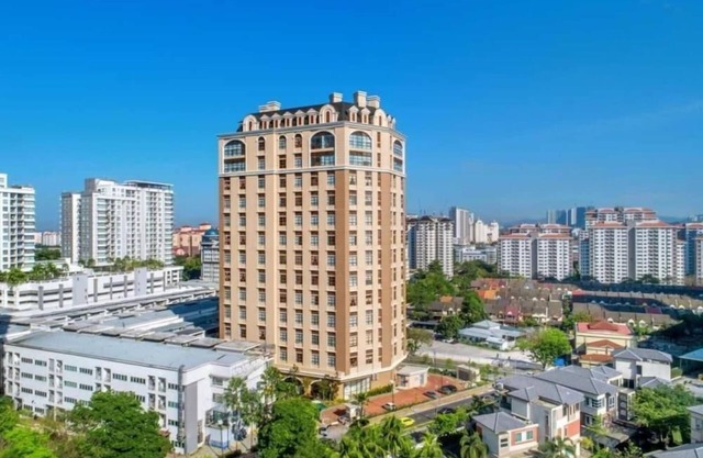 Pinnacle Kelana Jaya by Airhost