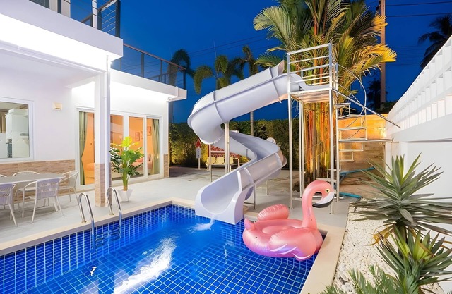 Platinum Pool Villa