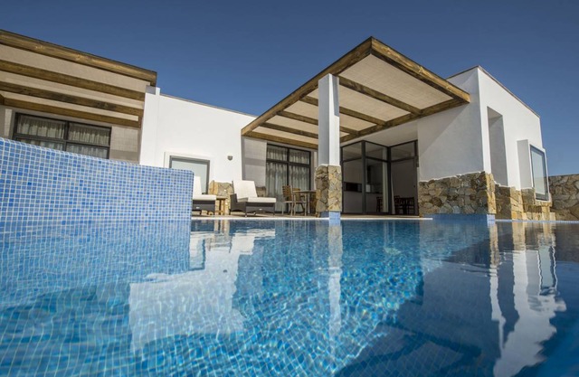 Playitas Villas 01