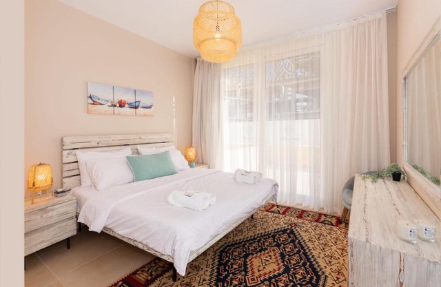 Pleasant & Calming 1 BDR Mangroovy Free Pool & Beach Access
