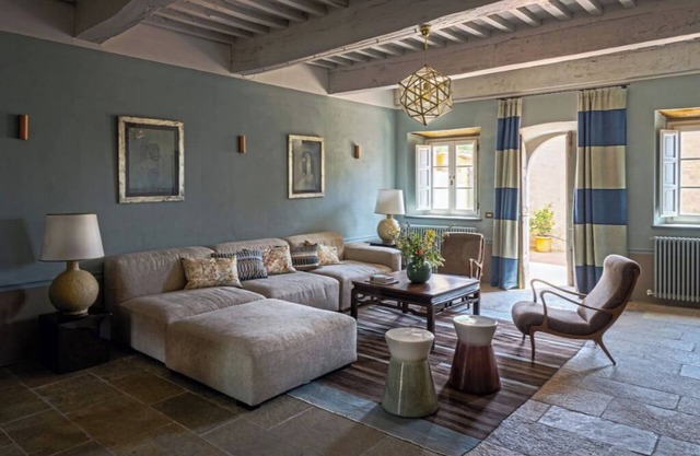 Poggio al Leccio, a superb Tuscan villa