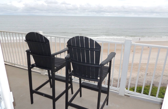 Point Unit! 3BR oceanfront escape with spectacular beach views @ St Regis Resort