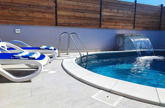 Pop Villa in Zadar for 3 Person