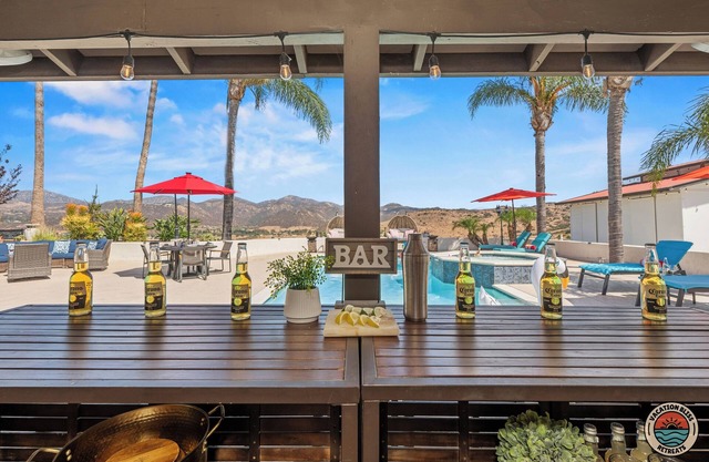 Poway Panorama Peak - Pool, Spa, Sleeps 24!