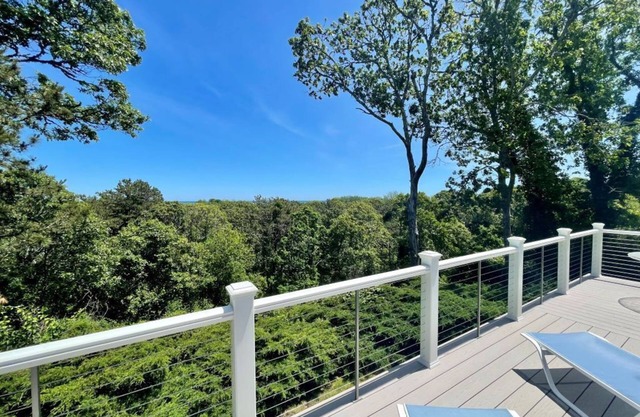 Private and pet friendly with expansive back deck