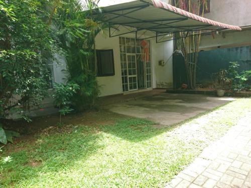Private Guest Room 3 Bunks & Bath Rathanapitiya
