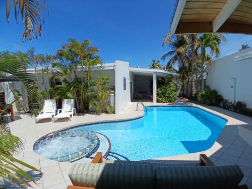 Private Luxury Villa Palm Beach