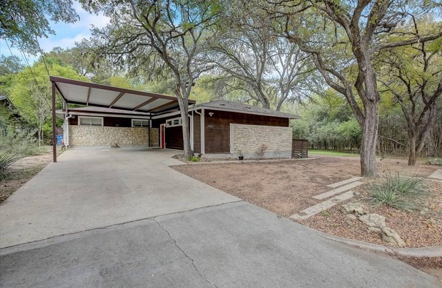Private & Renovated Gem - Located Minutes from Downtown Austin