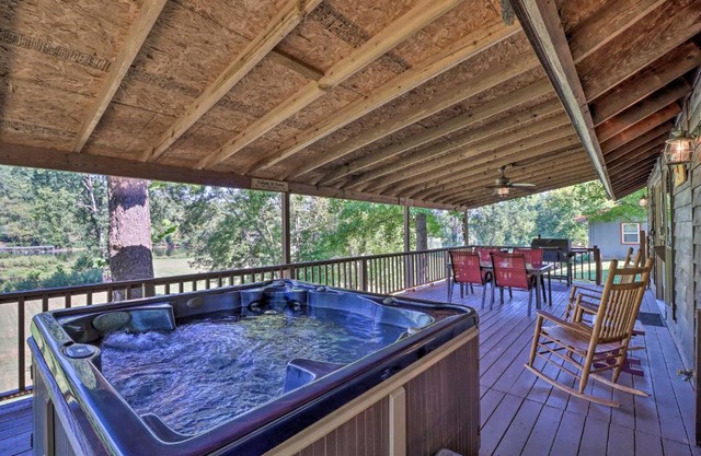 Private Riverfront Cabin with Ozark Mountain View!