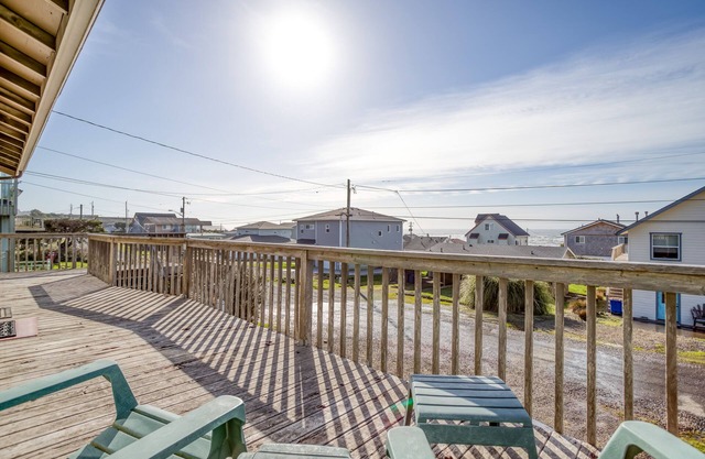 Private Roads End Home One Block to the Beach!